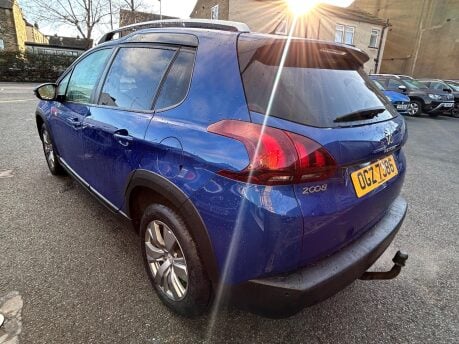 Peugeot 2008 PURETECH S/S SIGNATURE 6