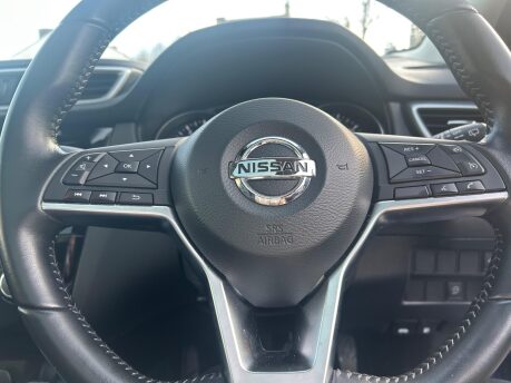 Nissan Qashqai DIG-T TEKNA 10