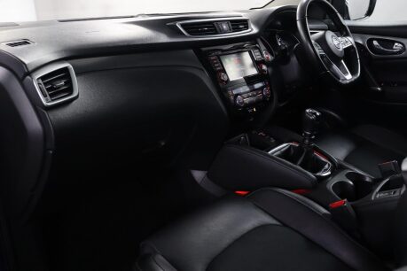 Nissan Qashqai DIG-T TEKNA 34