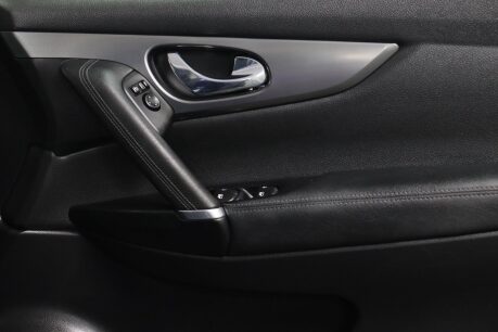 Nissan Qashqai DIG-T TEKNA 36