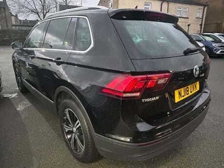 Volkswagen Tiguan SE NAV TSI 4MOTION DSG 5