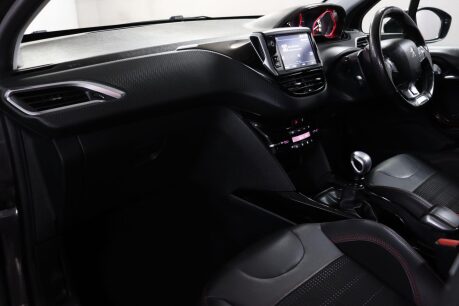 Peugeot 2008 S/S GT LINE 34