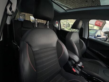 Peugeot 2008 S/S GT LINE 7