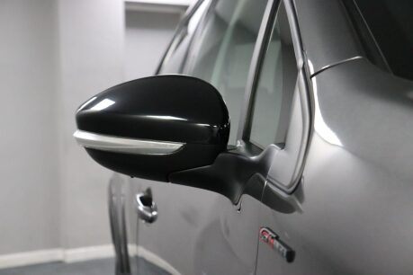 Peugeot 2008 S/S GT LINE 33