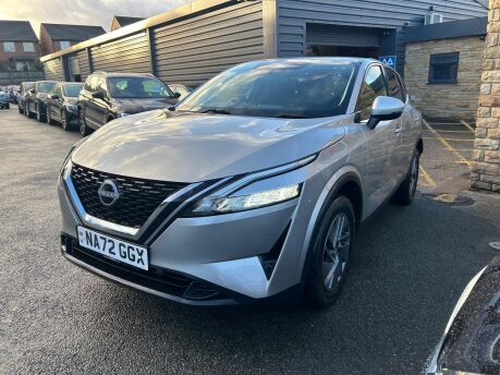 Nissan Qashqai DIG-T ACENTA PREMIUM DCT MHEV 5