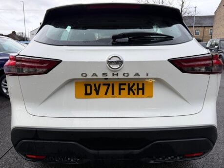 Nissan Qashqai DIG-T ACENTA PREMIUM MHEV 10