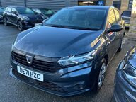 Dacia Sandero ESSENTIAL SCE 5