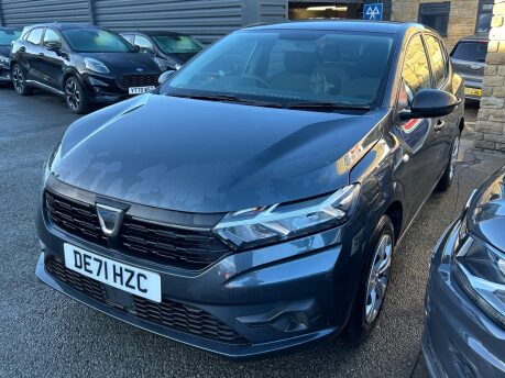 Dacia Sandero ESSENTIAL SCE 5