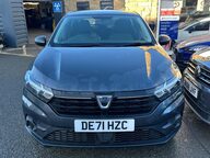 Dacia Sandero ESSENTIAL SCE 4