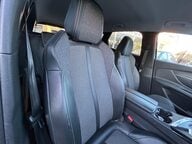 Peugeot 3008 S/S ALLURE 10