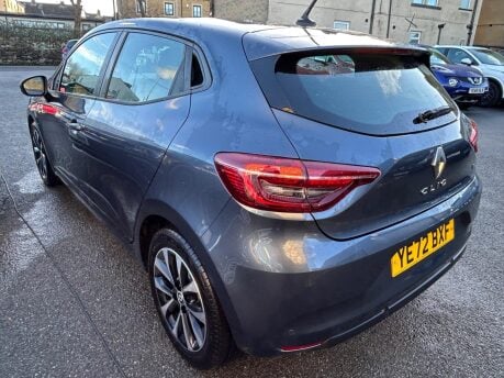 Renault Clio EVOLUTION E-TECH 6