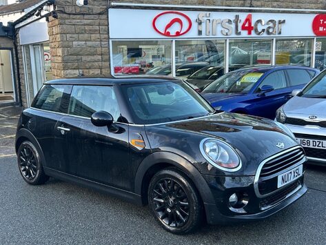 Mini Hatch COOPER