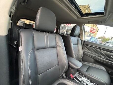 Mitsubishi Outlander PHEV 4H 10