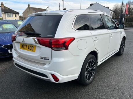 Mitsubishi Outlander PHEV 4H 9