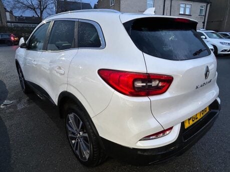 Renault Kadjar ICONIC TCE 6