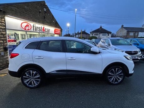 Renault Kadjar ICONIC TCE 8