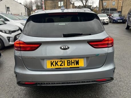 Kia Ceed CRDI 3 ISG MHEV 7