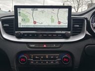 Kia Ceed CRDI 3 ISG MHEV 11