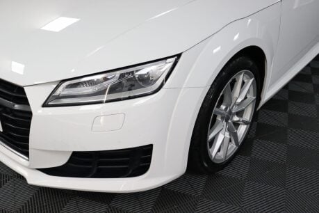 Audi TT TFSI SPORT 30