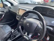 Peugeot 2008 BLUE HDI GT LINE 11