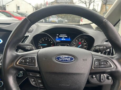 Ford C-Max TITANIUM 11