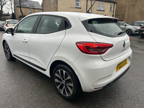 Renault Clio ICONIC EDITION TCE 5