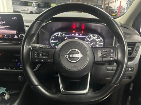 Nissan Qashqai DIG-T ACENTA PREMIUM MHEV 9