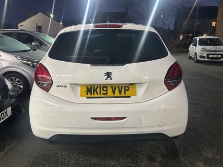 Peugeot 208 S/S TECH EDITION 6