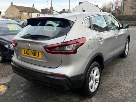 Nissan Qashqai DIG-T ACENTA PREMIUM 9