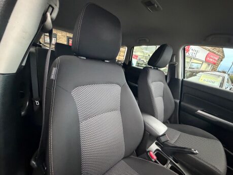 Suzuki Vitara SZ-T BOOSTERJET 10