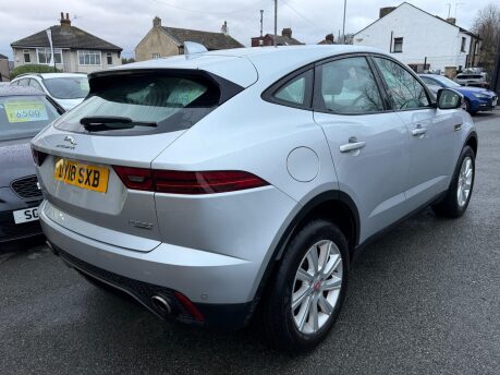 Jaguar E-Pace S 9