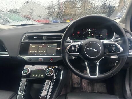 Jaguar I-Pace S 9