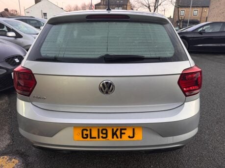 Volkswagen Polo SE TSI 6