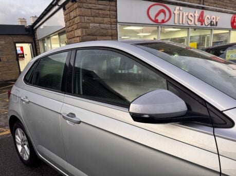 Volkswagen Polo SE TSI 10