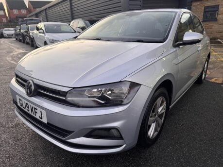 Volkswagen Polo SE TSI 5