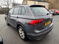 Volkswagen Tiguan LIFE TSI 6