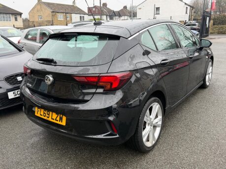 Vauxhall Astra SRI VX-LINE NAV S/S 9