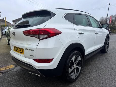 Hyundai TUCSON CRDI PREMIUM SE 6