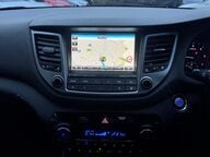Hyundai TUCSON CRDI PREMIUM SE 8
