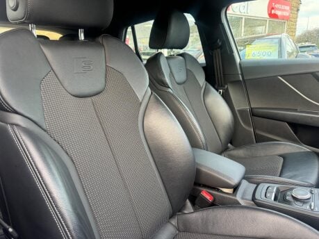 Audi Q2 TFSI S LINE 8