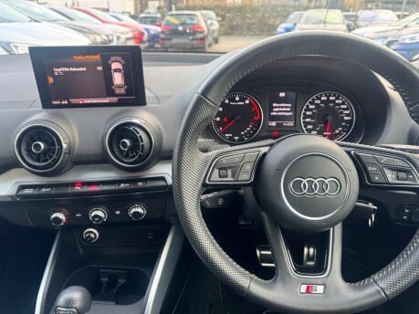 Audi Q2 TFSI S LINE 9