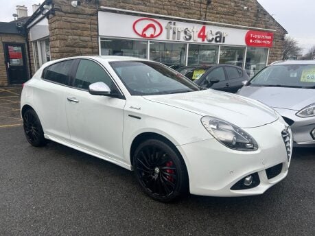 Alfa Romeo Giulietta JTDM-2 SPORTIVA NAV TCT