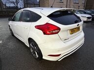 Ford Focus ST-LINE X 6