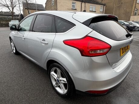Ford Focus ZETEC TDCI 6