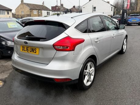 Ford Focus ZETEC TDCI 9