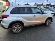 Suzuki Vitara SZ-T BOOSTERJET MHEV 10