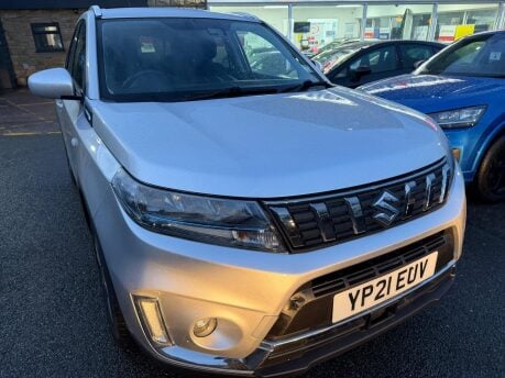 Suzuki Vitara SZ-T BOOSTERJET MHEV 7