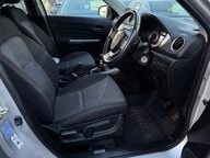 Suzuki Vitara SZ-T BOOSTERJET MHEV 18