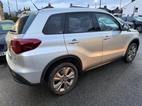 Suzuki Vitara SZ-T BOOSTERJET MHEV 14