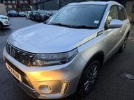Suzuki Vitara SZ-T BOOSTERJET MHEV 5